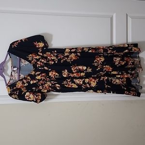 INGRID & ISABEL MATERNITY Short Sleeve  High Low Navy Floral Print Dress Size M